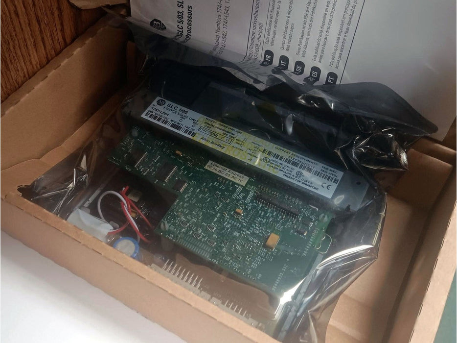 Refurbished Allen-Bradley SLC 5/05 16K Controller, 1747-L551, Series C